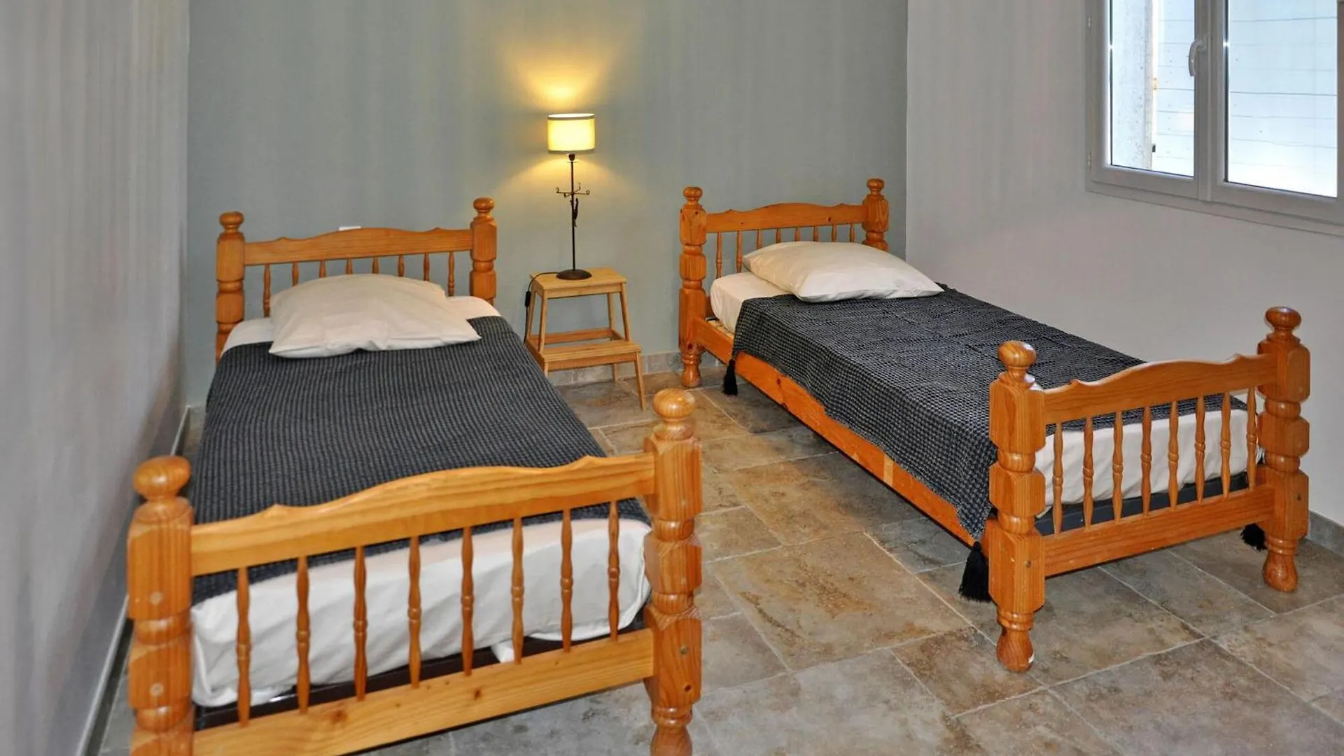 Holiday home Villa La Coupe Dor Avignon France